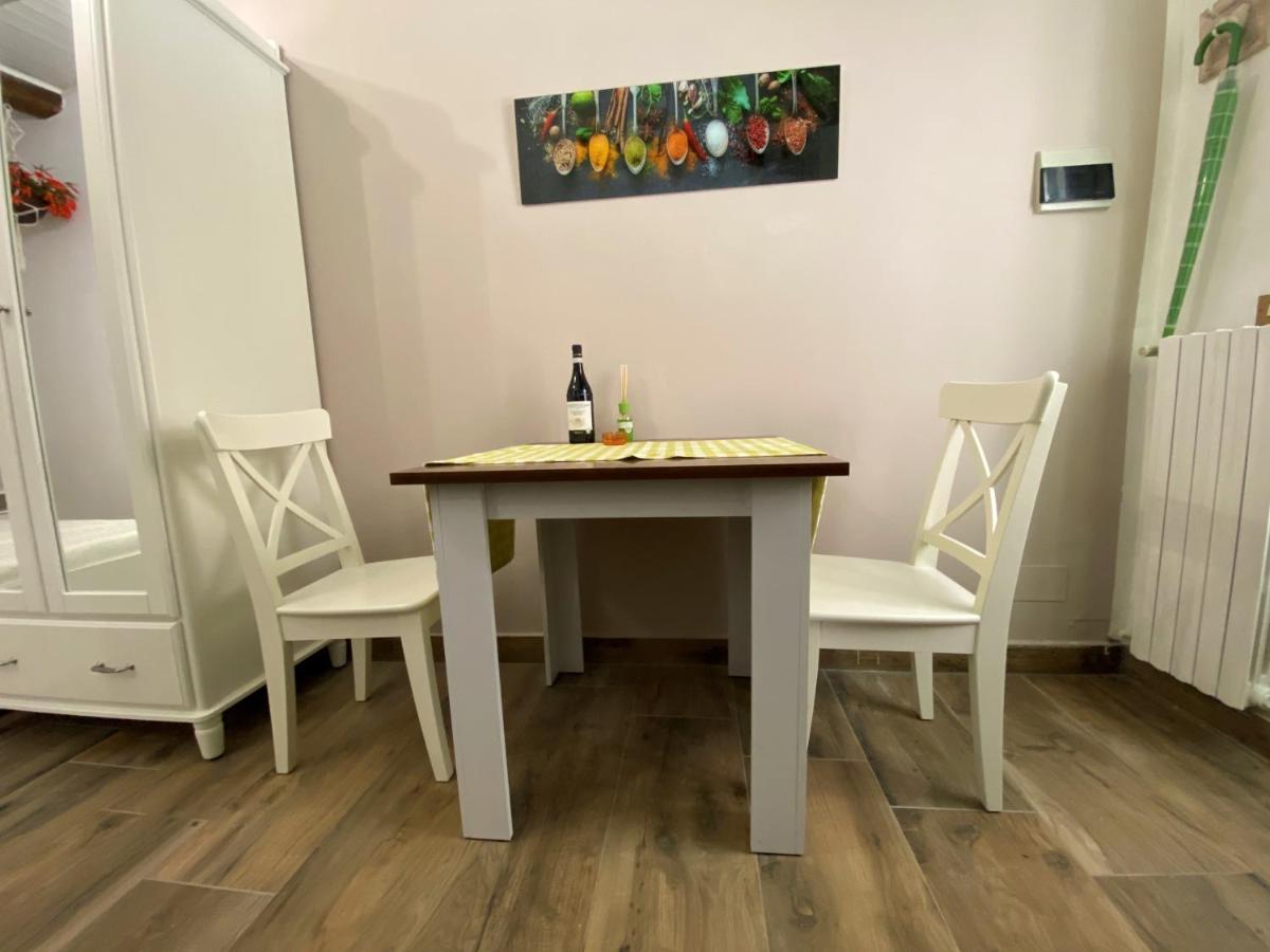 Nicolaus Apartment เซสโต คาเลนดิ ภายนอก รูปภาพ