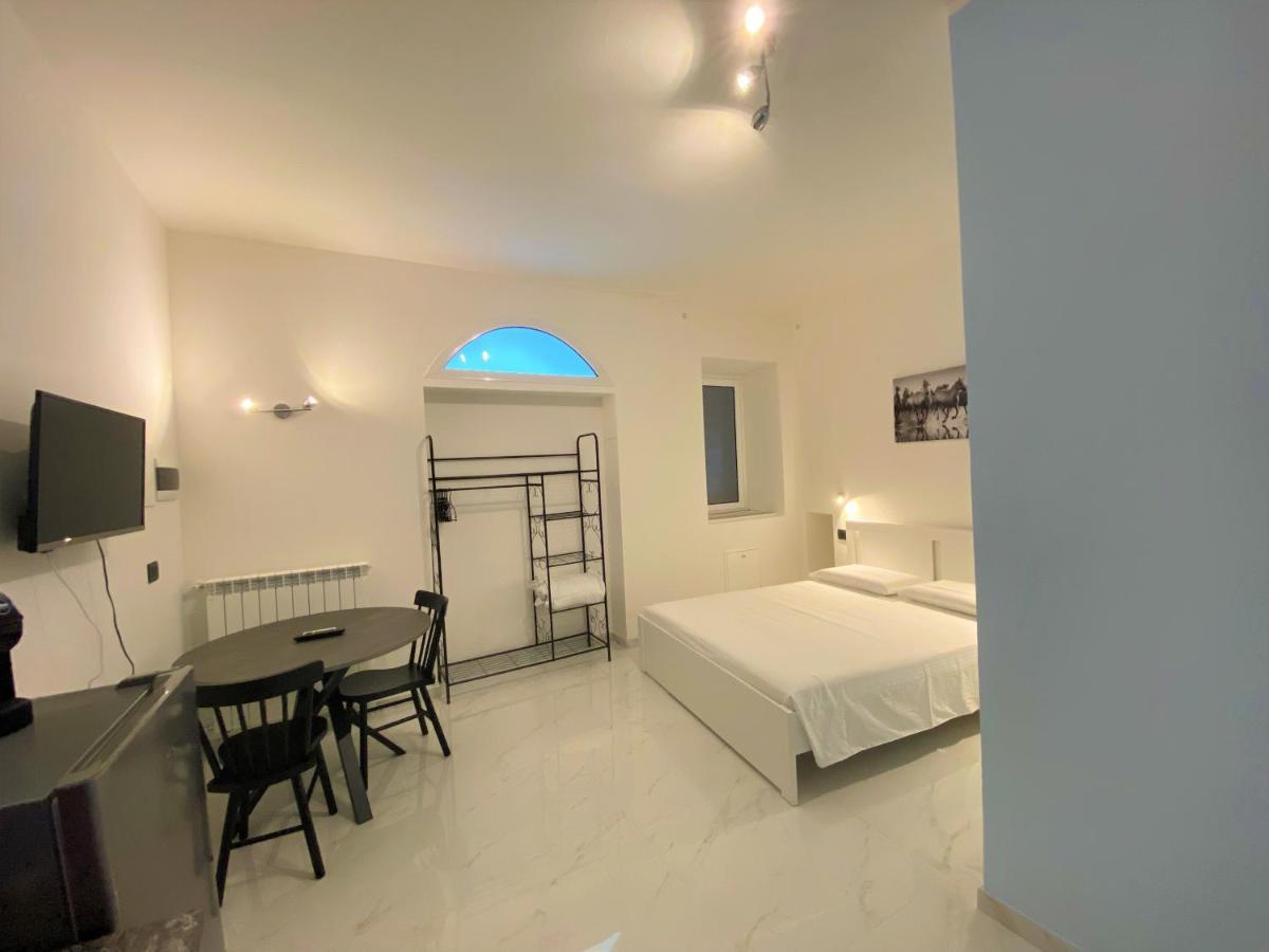 Nicolaus Apartment เซสโต คาเลนดิ ภายนอก รูปภาพ
