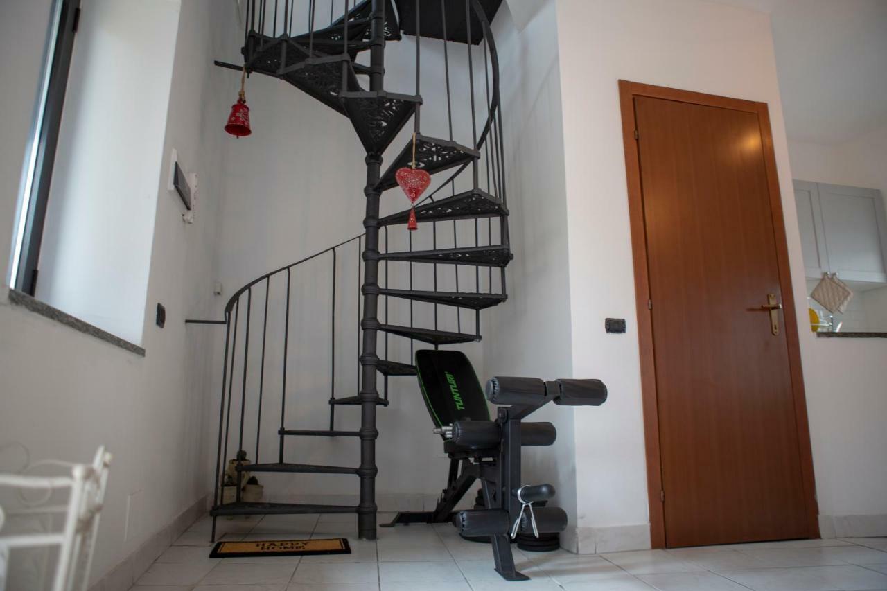 Nicolaus Apartment เซสโต คาเลนดิ ภายนอก รูปภาพ