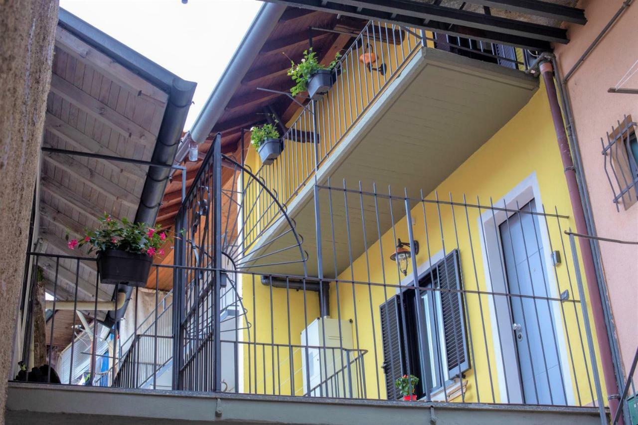 Nicolaus Apartment เซสโต คาเลนดิ ภายนอก รูปภาพ